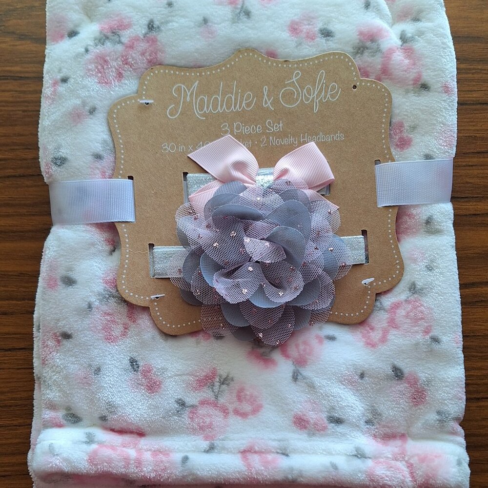Maddie & Sofie 3 Piece Set ( Blanket & Novelty Headbands)